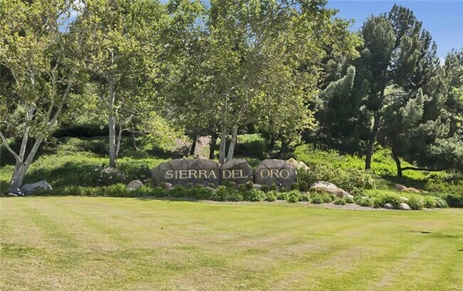 Building Photo - 2325 Del Mar Way # 103