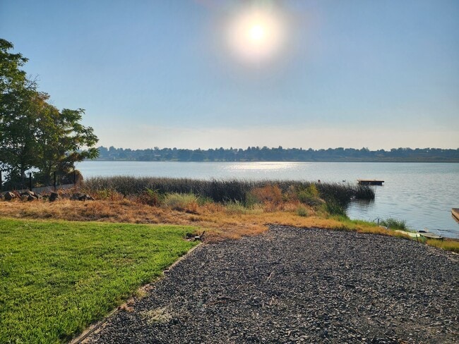 Building Photo - Lake house with Shop on 1/2 acre