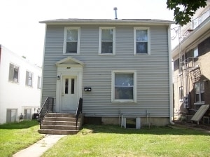 Building Photo - 507 Iowa Ave