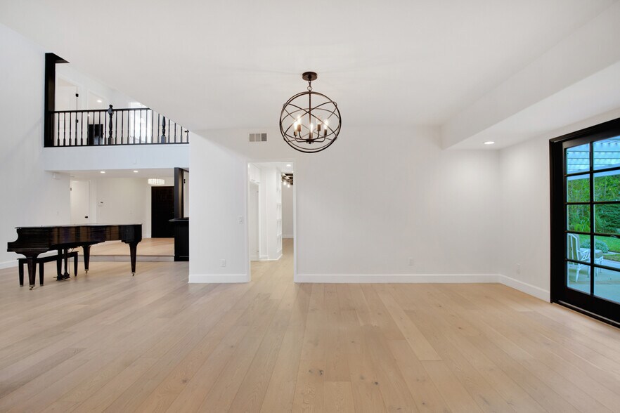 Building Photo - 23450 Park Hermosa