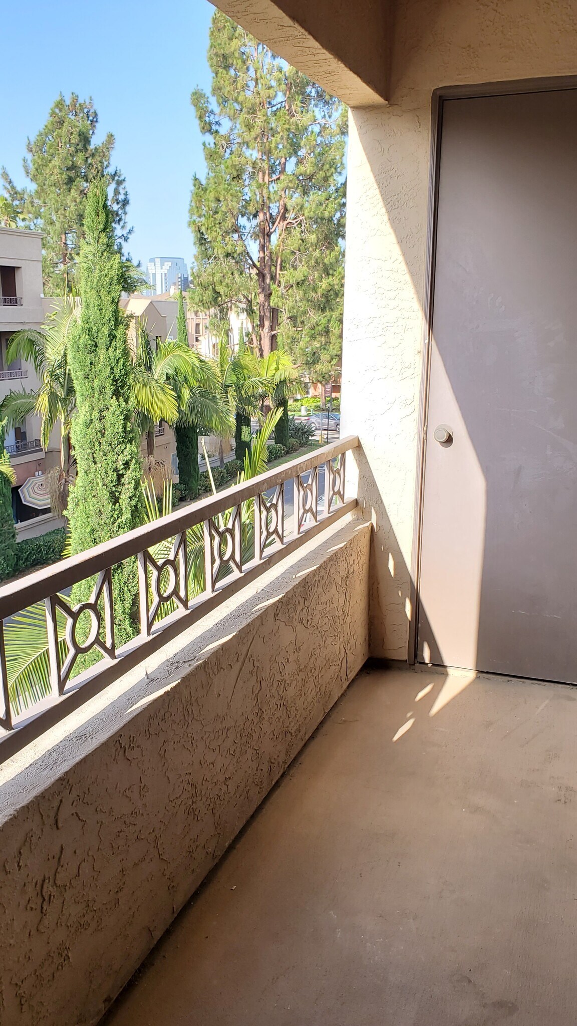 Building Photo - 3520 Lebon Dr