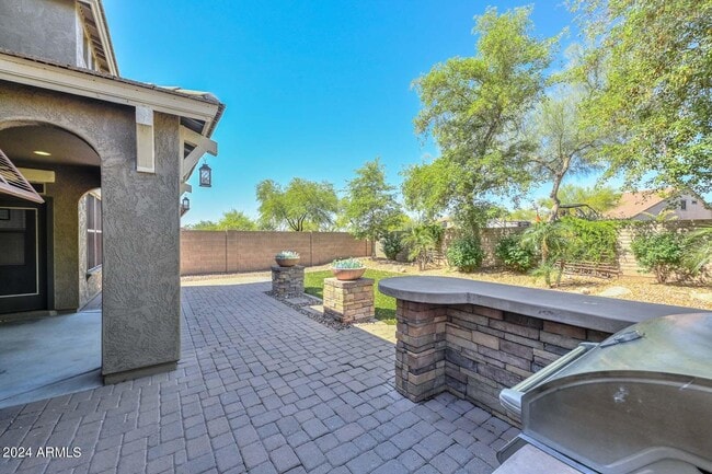 Building Photo - 31098 N 137th Ave