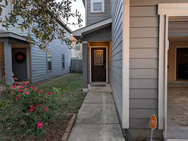 Building Photo - 18920 Sunrise Rnch Ct