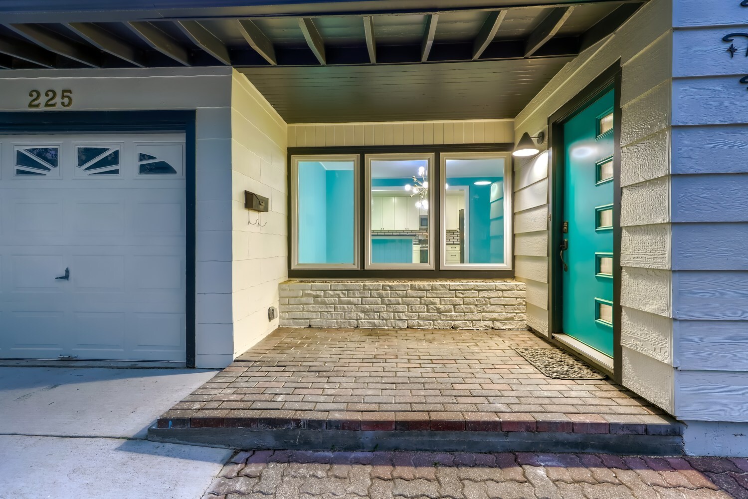 Building Photo - 225 Seford Dr