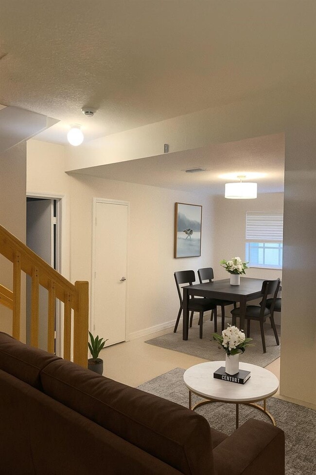 Building Photo - 400 NW 19th Terrace