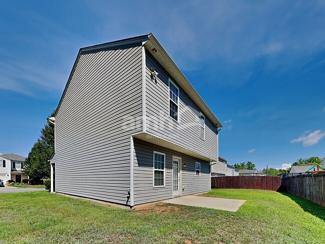 Building Photo - 1482 Hammermill Ln