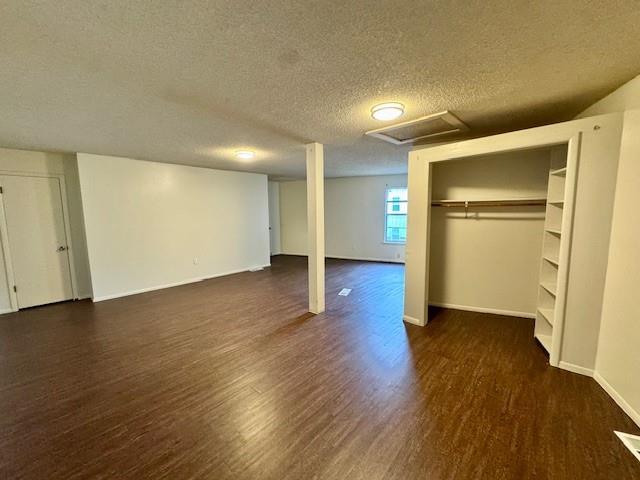 Building Photo - 920 N Leverett Ave