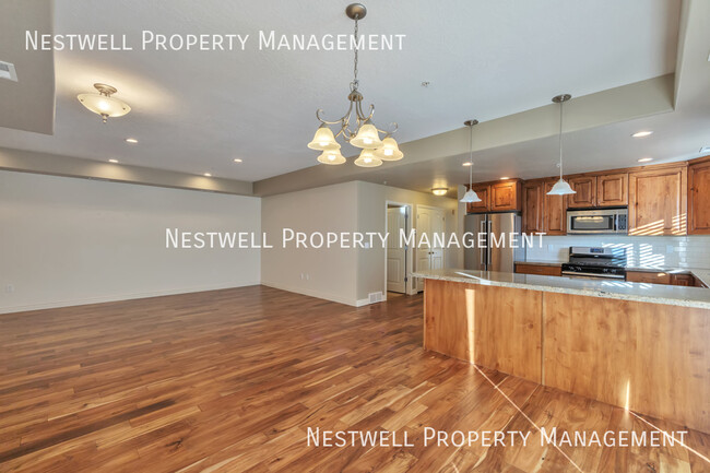 Primary Photo - $250 OFF 1ST MONTH'S RENT - Spacious Corne...