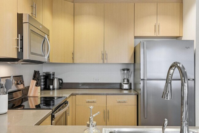 Building Photo - 1155 4th St