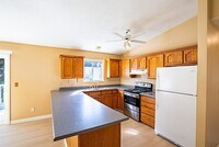 Building Photo - 4228 E 35th Ave