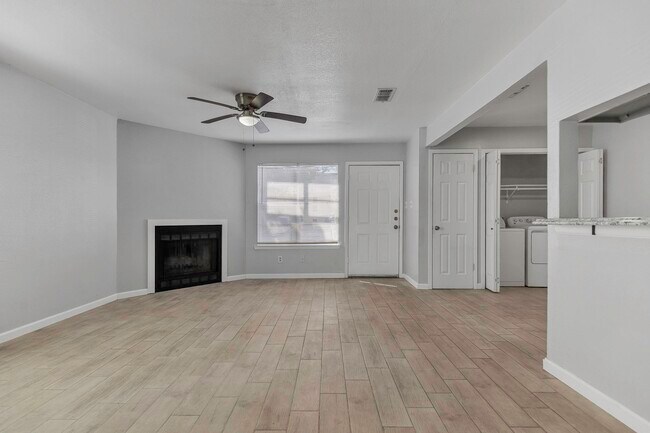 Building Photo - 107 Shannon Cir