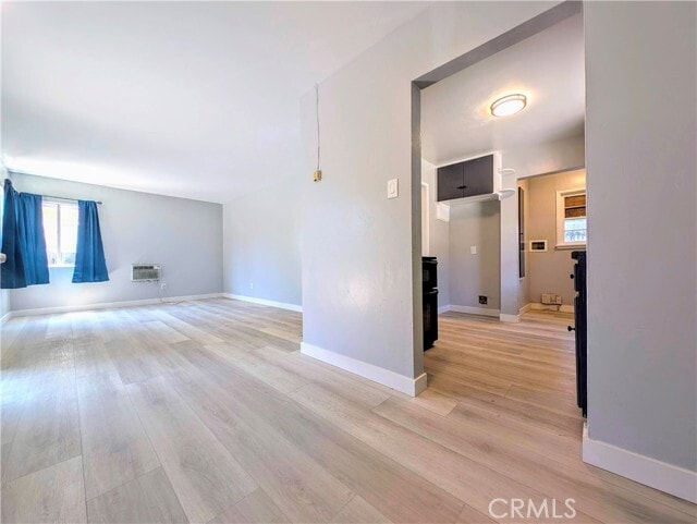 Building Photo - 2125 N Sierra Way