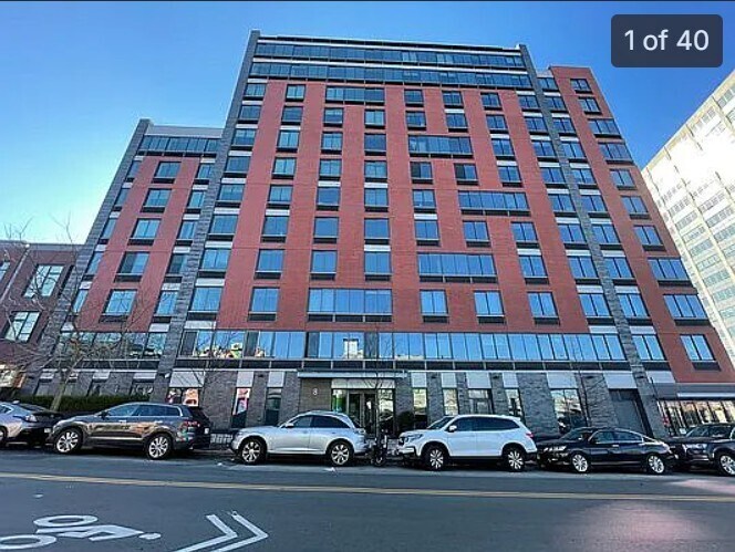 Building Photo - 8 Vanderbilt Ave