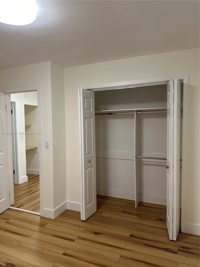 Building Photo - 1300 Dunad Ave