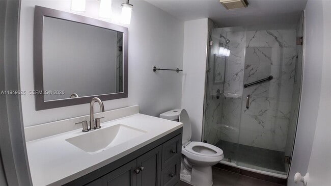 Building Photo - 7220 Lake Cir Dr