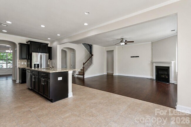 Building Photo - 151 Blossom Ridge Dr
