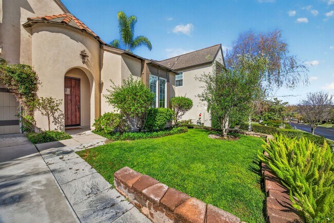 Building Photo - Elegant Summer Rental in Carmel Valley | Fully Furnished