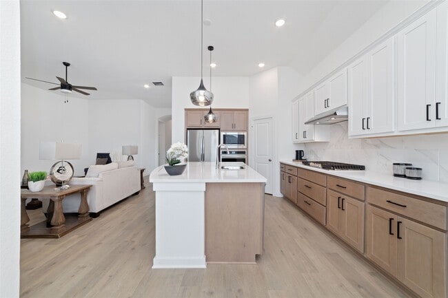 Building Photo - 2006 Elm Grv Ct