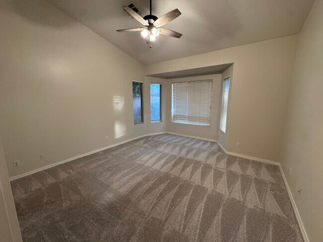 Building Photo - 2871 E Melody Ln