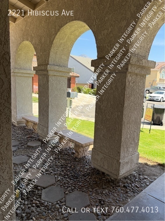 Building Photo - 2221 Hibiscus Ave