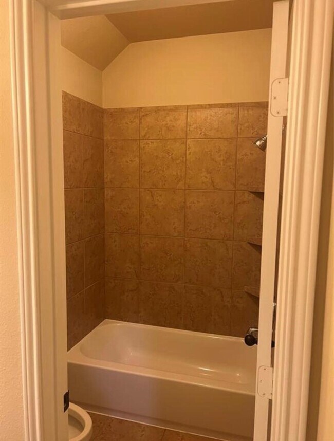 Building Photo - 13514 Fawn Lily Dr