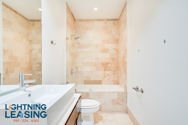 Building Photo - 8811-8815 Burton Way