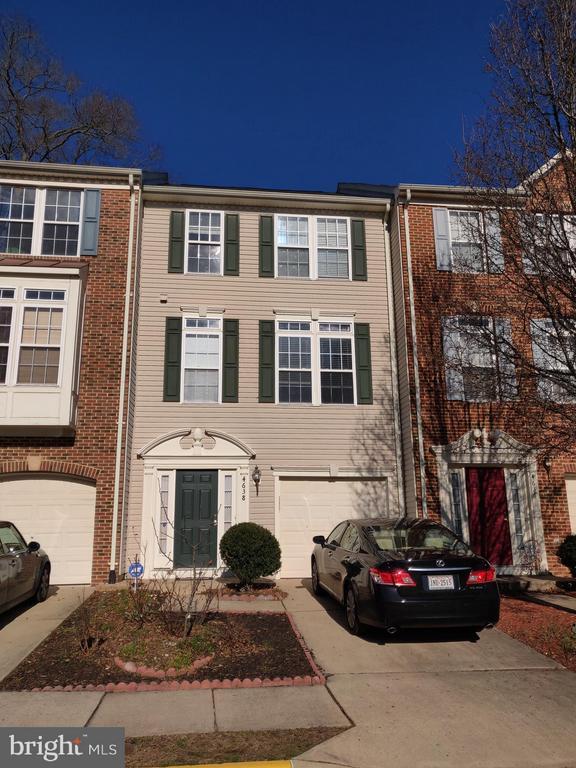 Building Photo - 4638 Odessa Dr