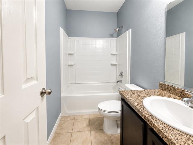 Building Photo - 1229 Walnut Cliff Ct