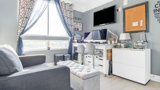 Building Photo - 145 Riverhaven Dr