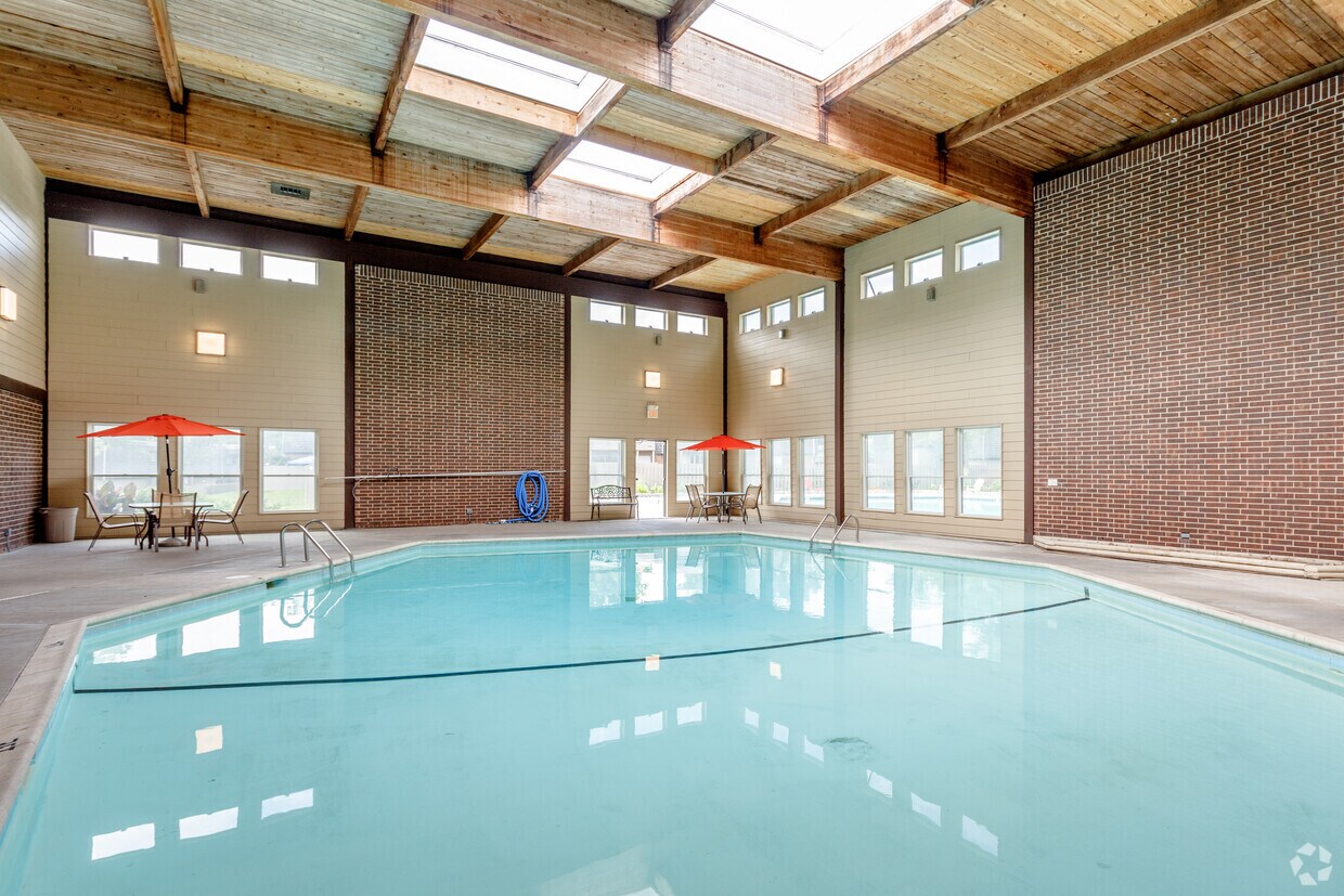 Meadowlark Hill Apartments Overland Park
