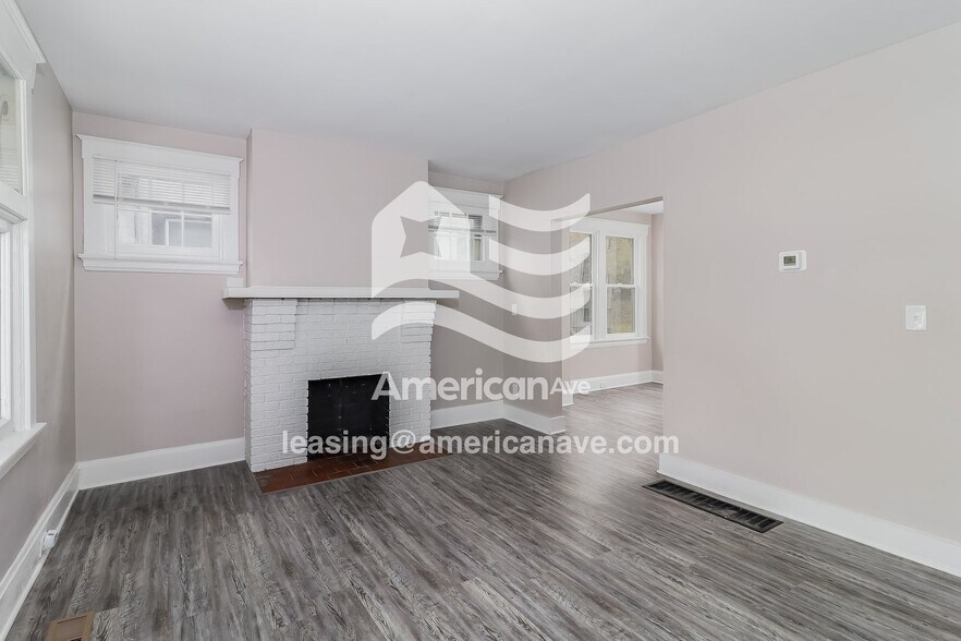 Building Photo - 11 Glenwood Ave