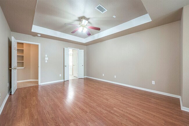 Building Photo - 134 E Foxbriar Forest Cir