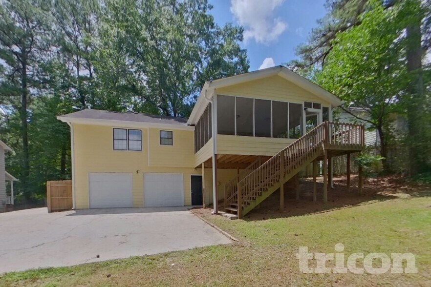 Building Photo - 3735 Linwood Way