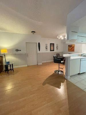 Building Photo - 3022 Alcazar Pl