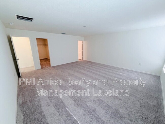 Building Photo - 5537 Crk Hvn Wy
