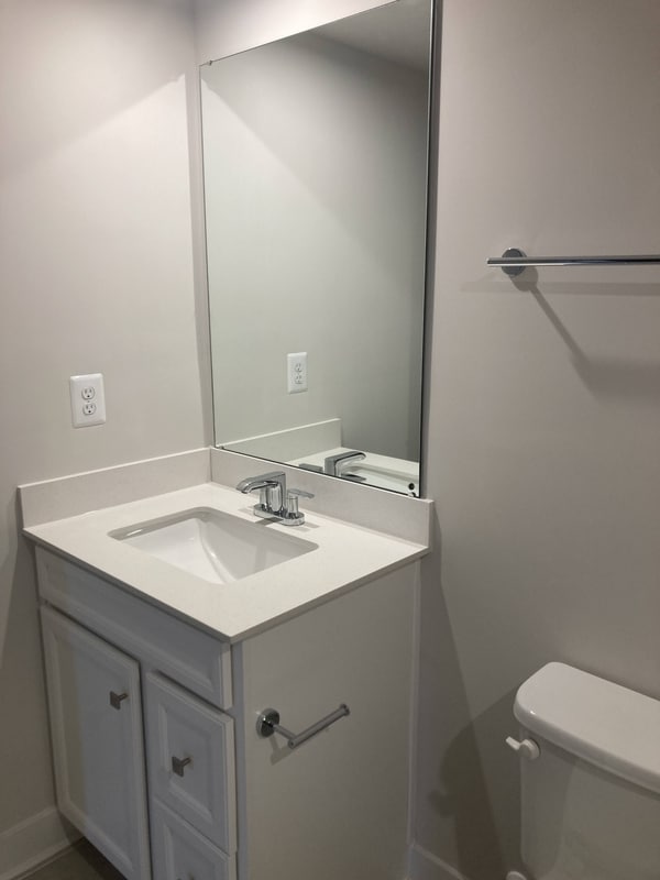 Building Photo - 1951 Bellac Wy