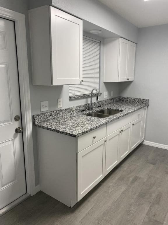 Building Photo - 1233 Sago Palms Blvd