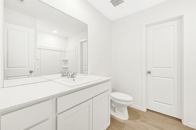 Building Photo - 509 Roserun Dr