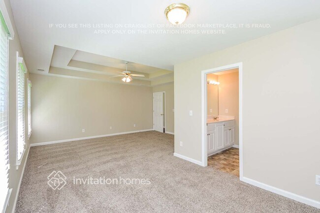 Building Photo - 1840 Country Crest Way