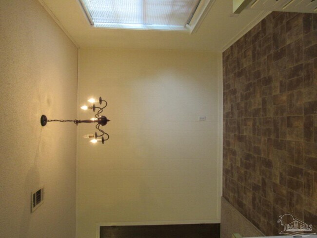 Building Photo - 4237 Futura Dr