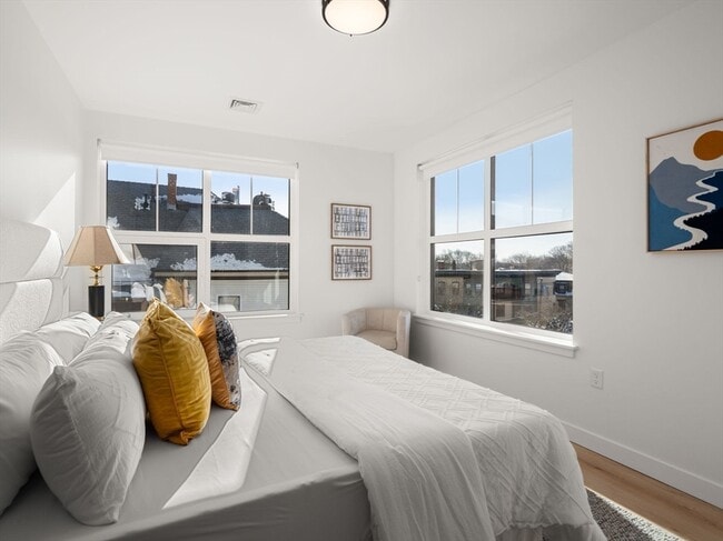 Building Photo - 1151 Walnut St