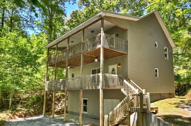 Building Photo - 3890 Mineral Bluff Hwy