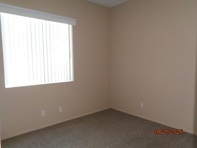 Building Photo - 6721 Princessa Dr