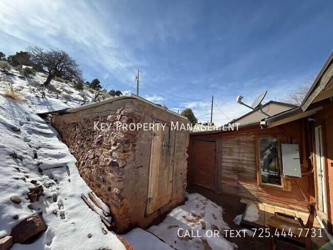 Building Photo - Pioche 2 Bedroom Home