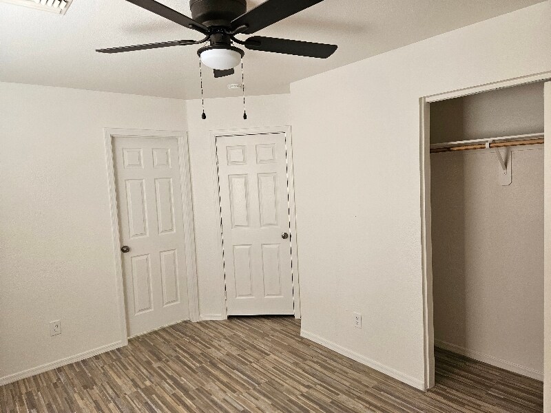 Building Photo - 3440 Sunriver Rd