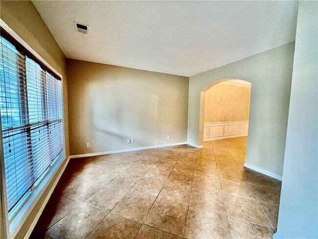 Building Photo - 2066 Peach Shoals Cir