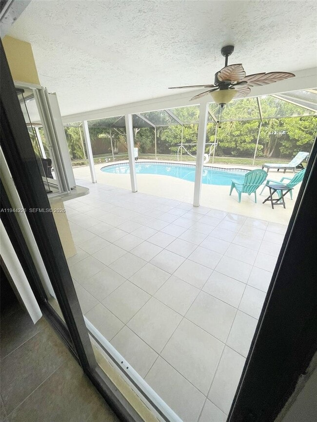 Building Photo - 357 NE Gulfstream Ave