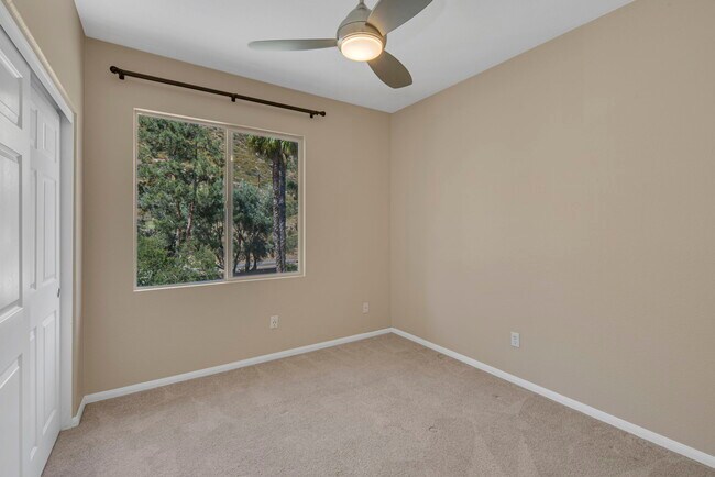 Building Photo - 3183 Dehesa Rd