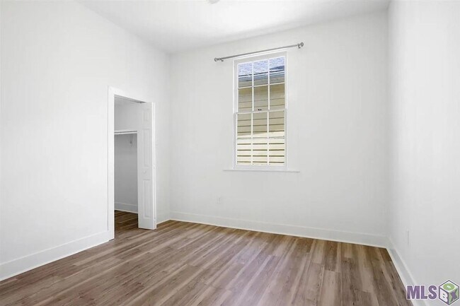 Building Photo - Charming 3 bedroom home in Historic Spanish Town