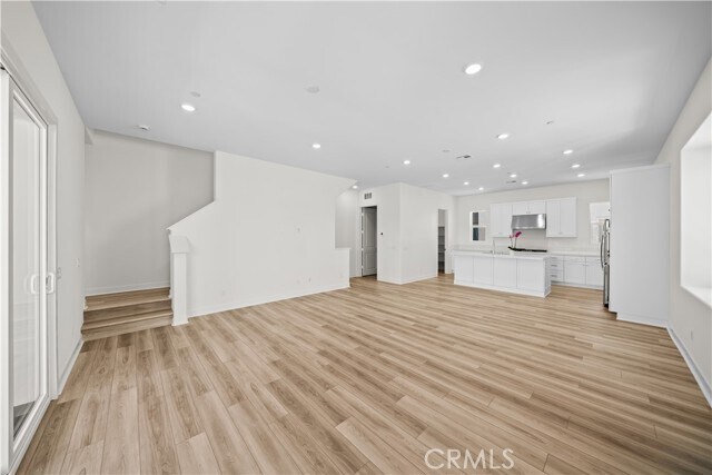 Building Photo - 116 Abacus